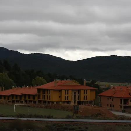 Realrent Vega De La Selva 아파트